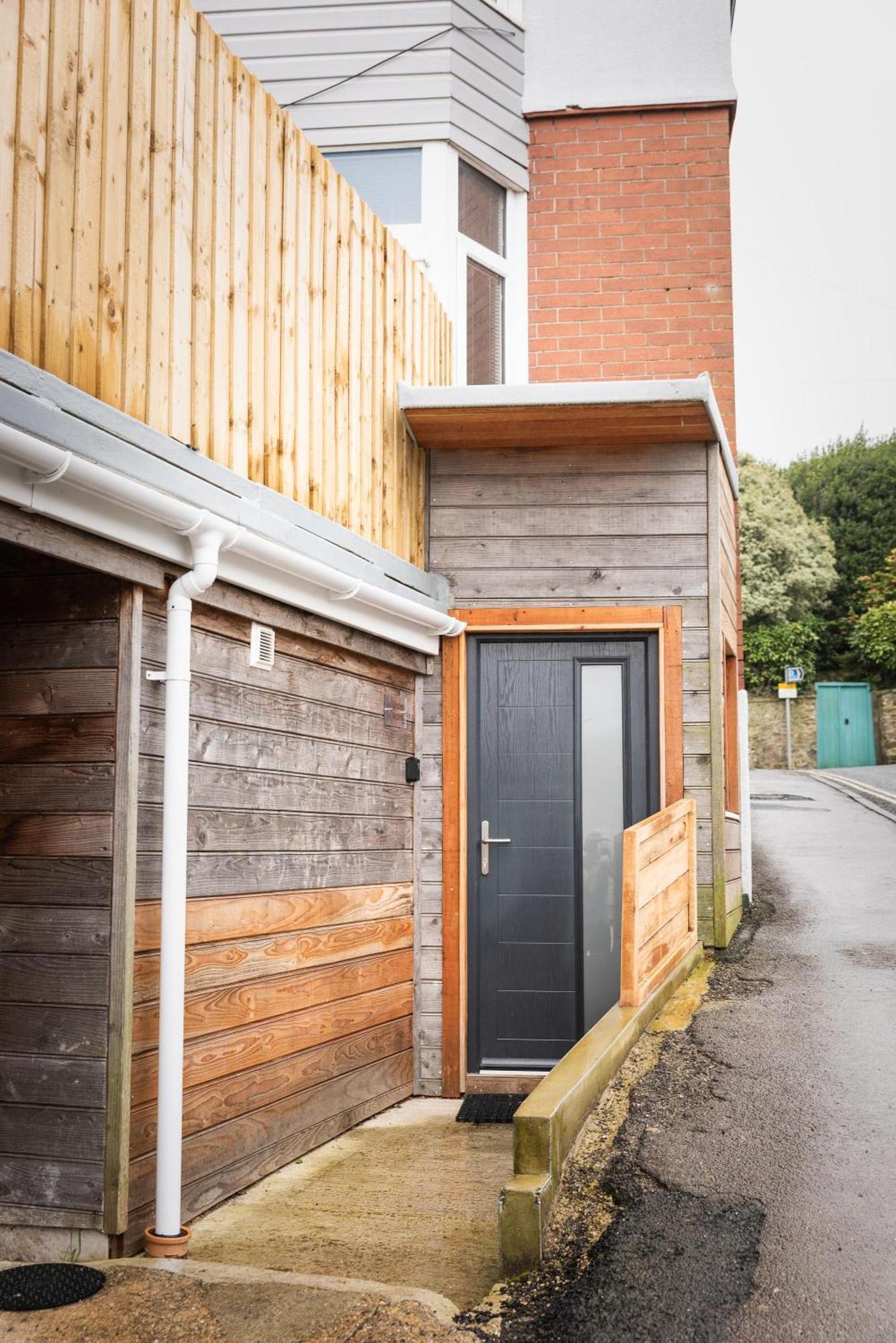 Gorgeous Boutique Flat Sleeps 2 In Lyme Regis Villa Eksteriør billede