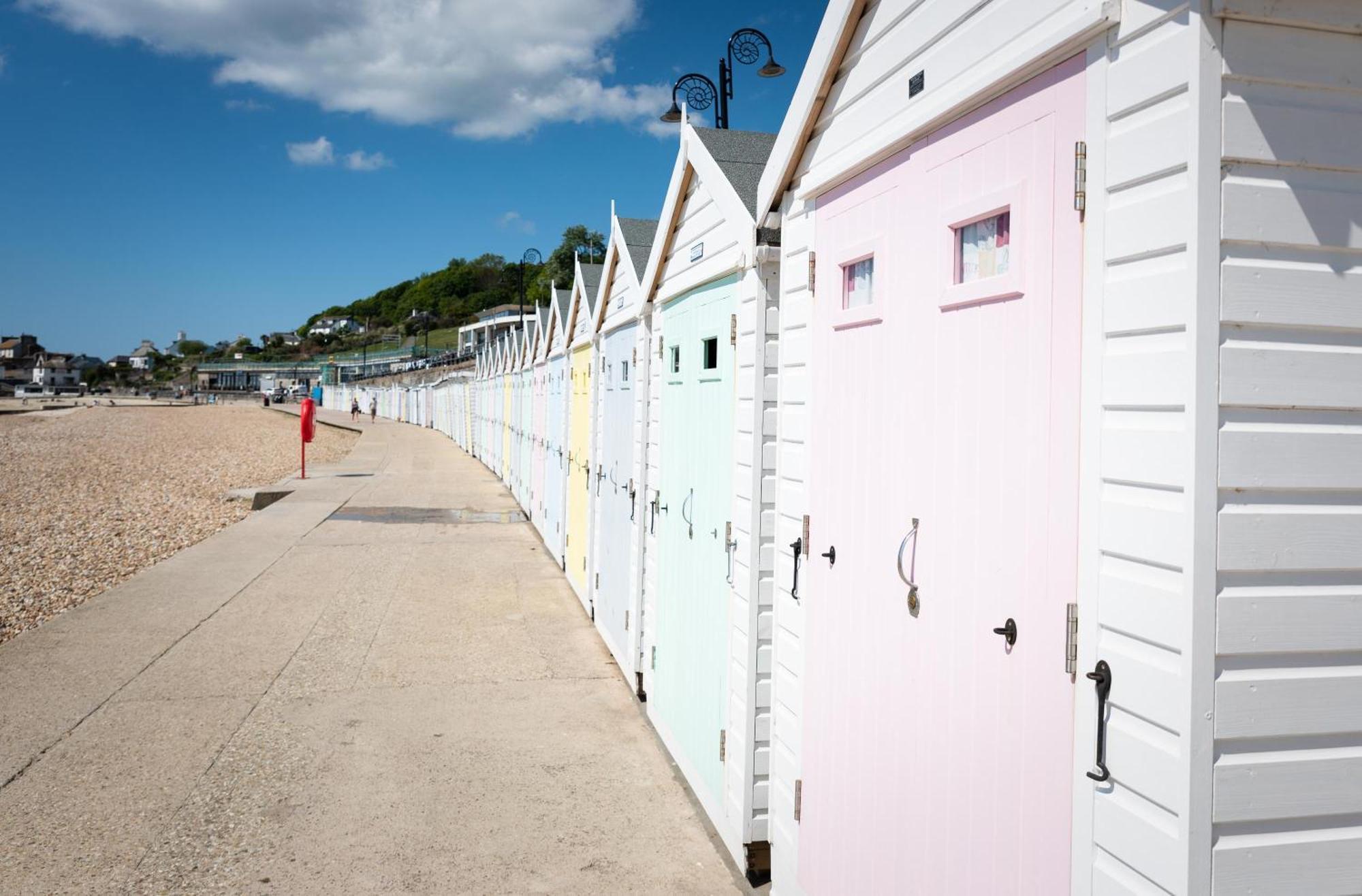 Gorgeous Boutique Flat Sleeps 2 In Lyme Regis Villa Eksteriør billede