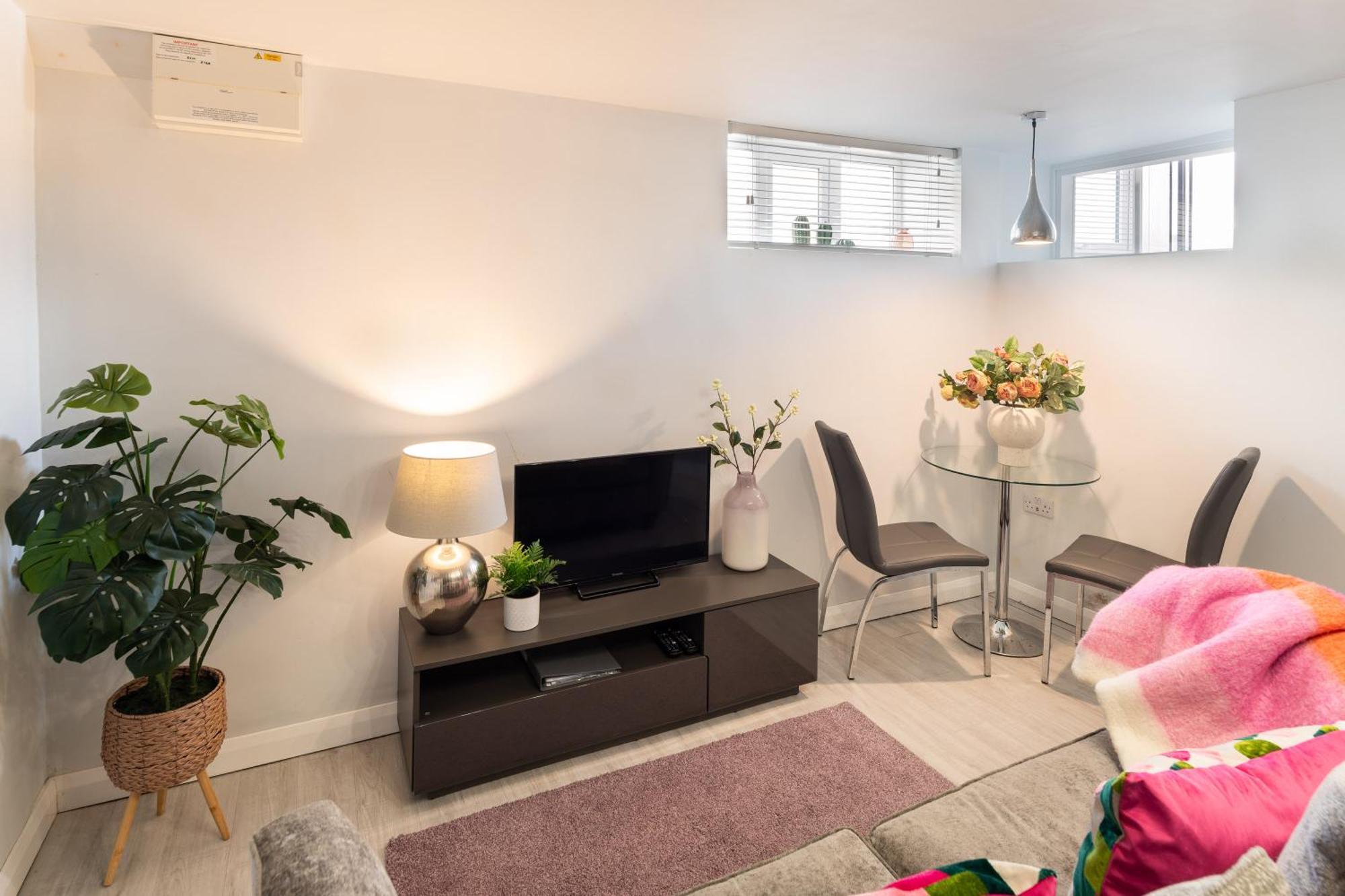Gorgeous Boutique Flat Sleeps 2 In Lyme Regis Villa Eksteriør billede