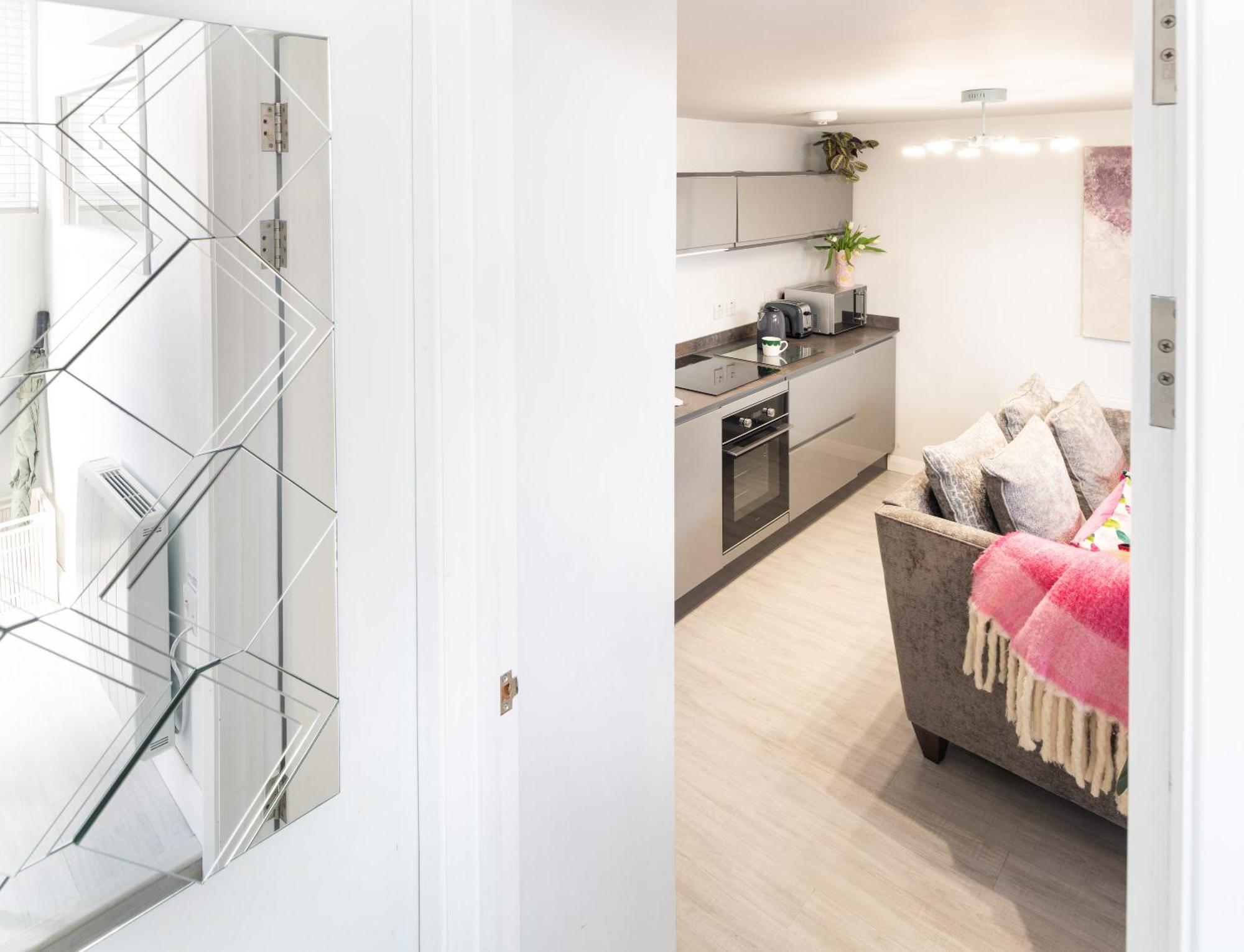 Gorgeous Boutique Flat Sleeps 2 In Lyme Regis Villa Eksteriør billede
